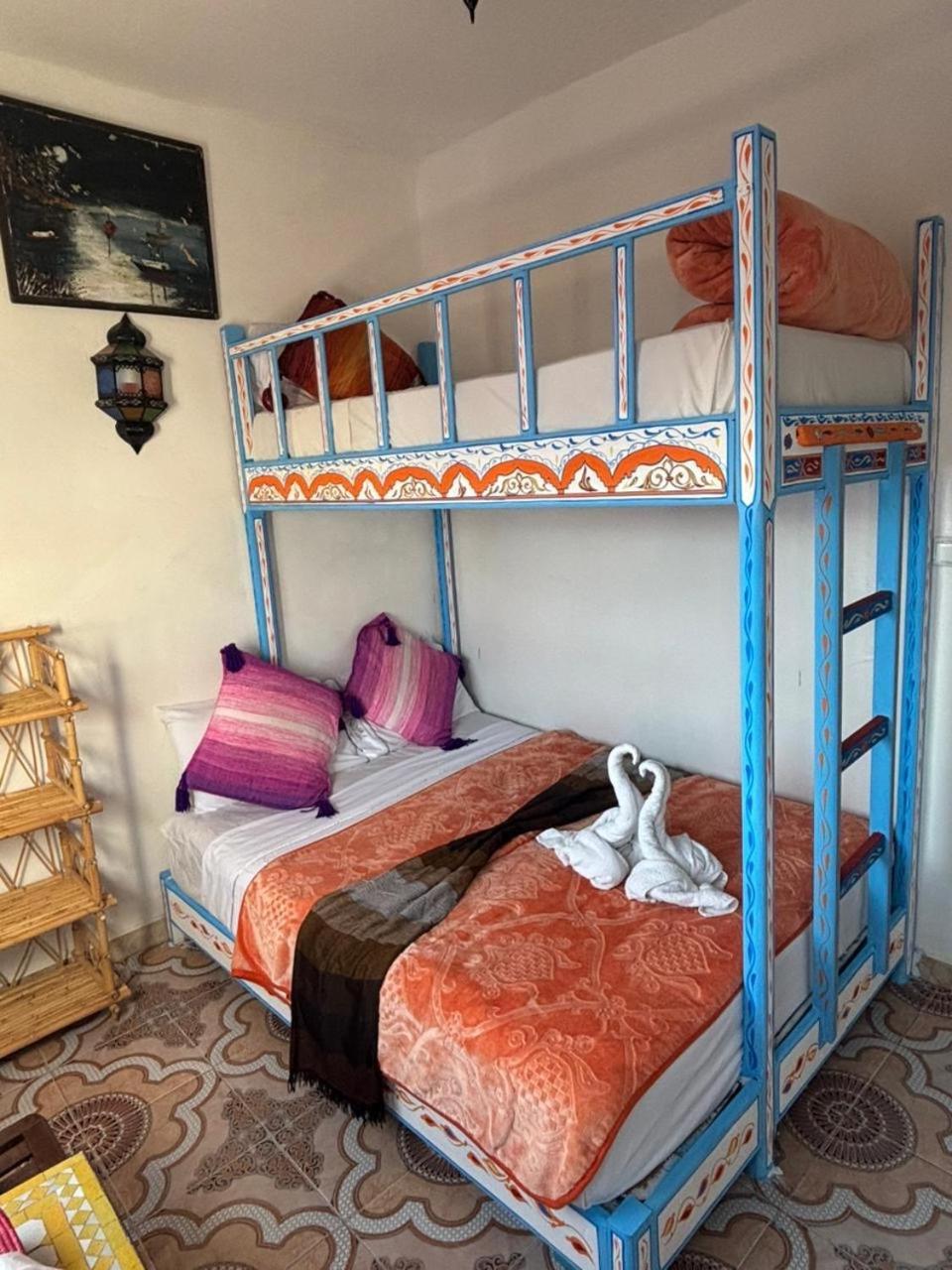 Hotel Sakura Chefchaouen Kültér fotó