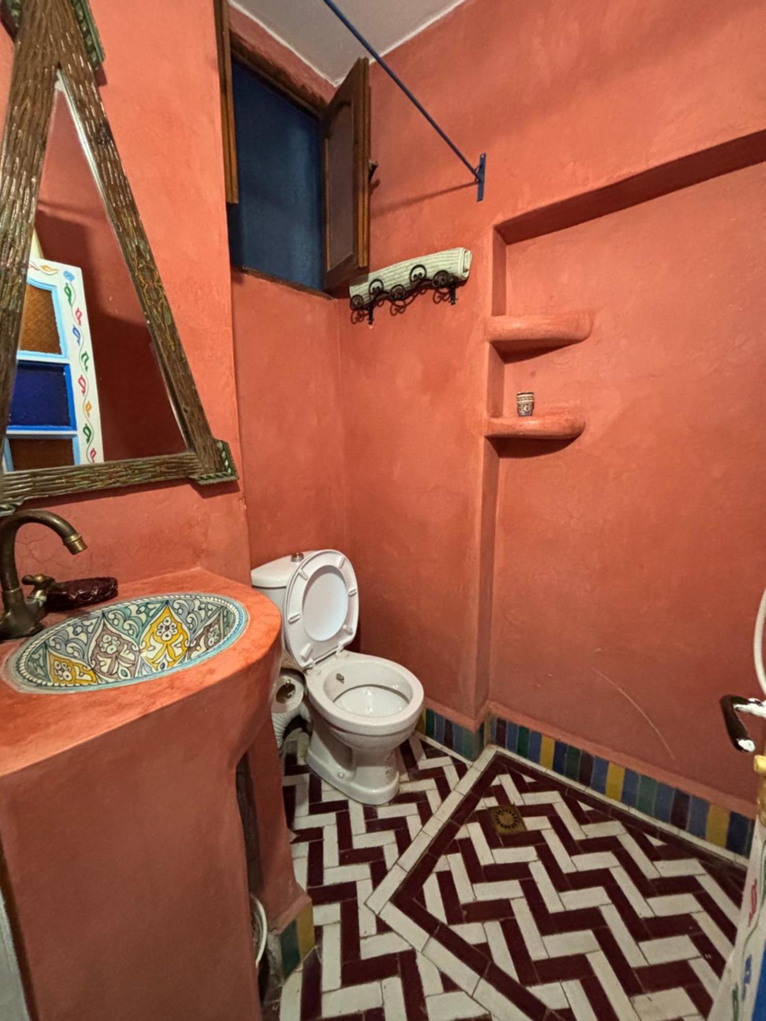 Hotel Sakura Chefchaouen Kültér fotó